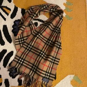 90s Burberry Nova Check Cashmere Scarf